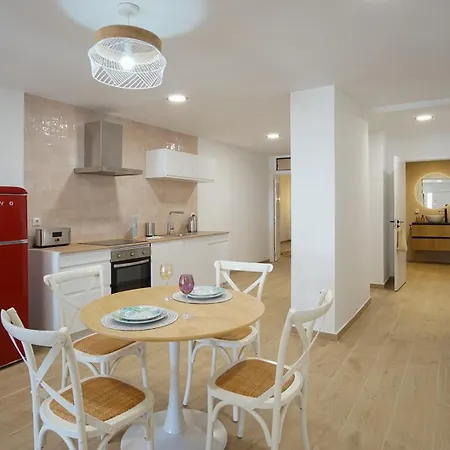 Apartamento Lanuza Front